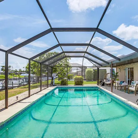 Waterfront Oasis With Pool And Dock In Cape Coral! Villa